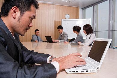 《最终幻想16》制作人：真实画面和回合制不搭